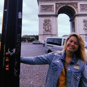 Meet your Posher, Lilly